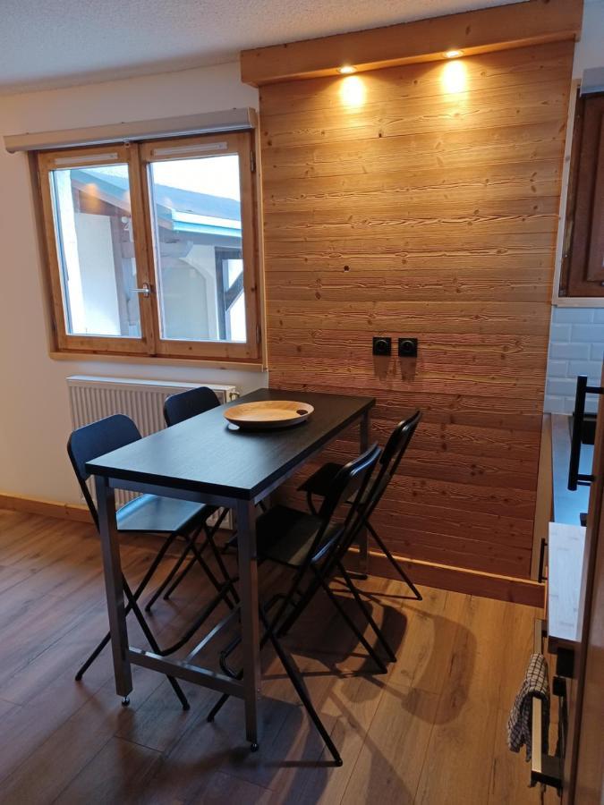 Studio Cosy Et Chaleureux 발루아 외부 사진